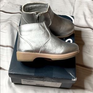 OshKosh Silver Boots